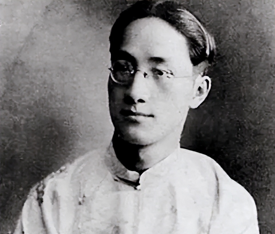 徐志摩死后林徽因写的挽联,徐志摩和林徽因在康桥的视频