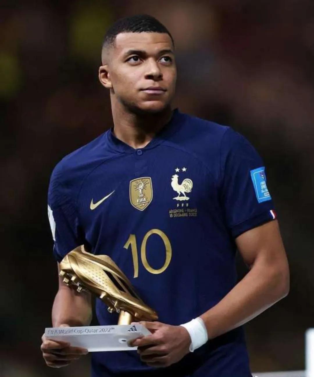 贝利世界杯帽子戏法,贝利帽子戏法胜法国