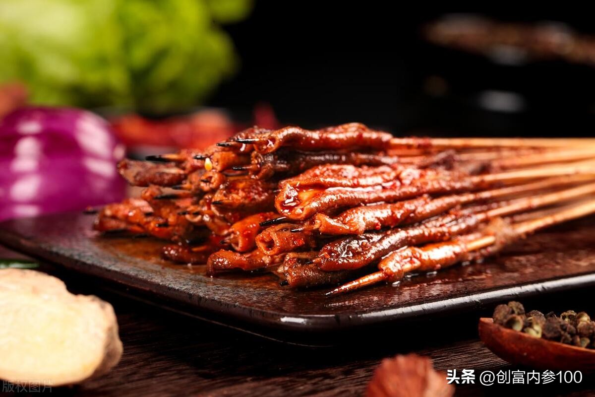 烧烤卖什么成本低利润高,烧烤摊赚钱过程