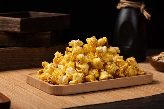 爆米花小店创业小项目推荐,球形爆米花机器小型全自动摆摊