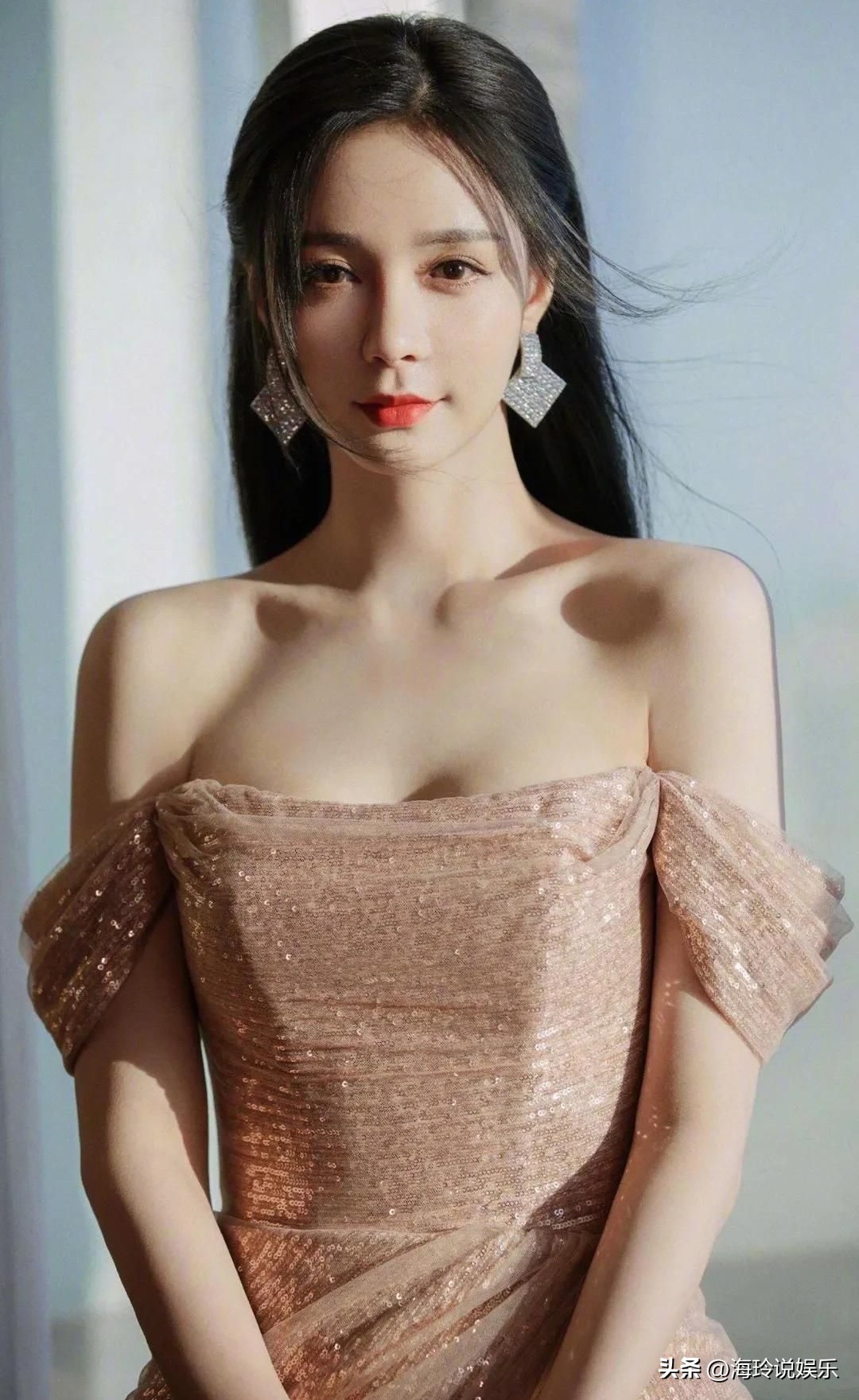 素颜大妈化妆后的样子,妆前女神化妆后大妈