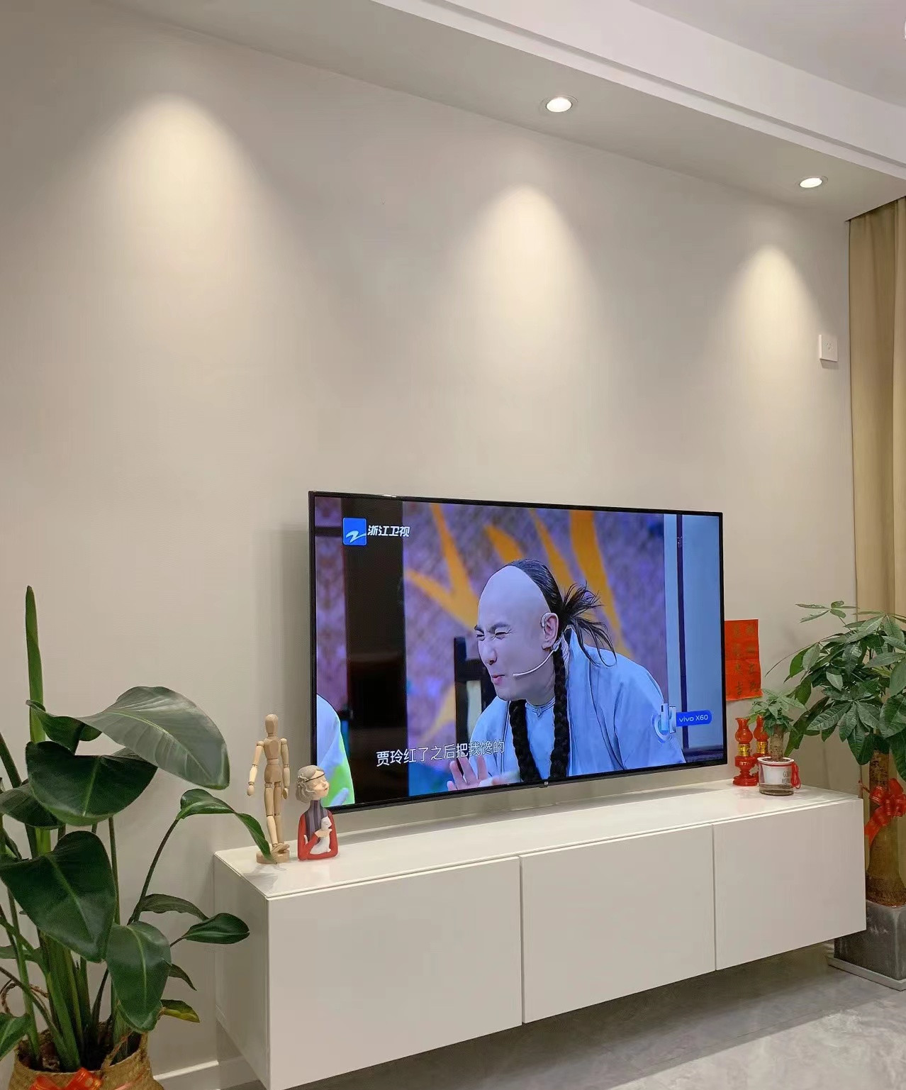 小户型进门鞋柜装修效果图大全,极简老房进门鞋柜简单大气