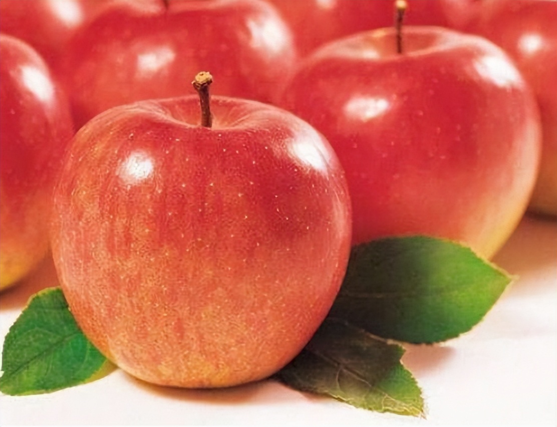 有些苹果很甜糖尿病人可以吃吗,苹果普遍偏甜糖尿病人可以吃吗