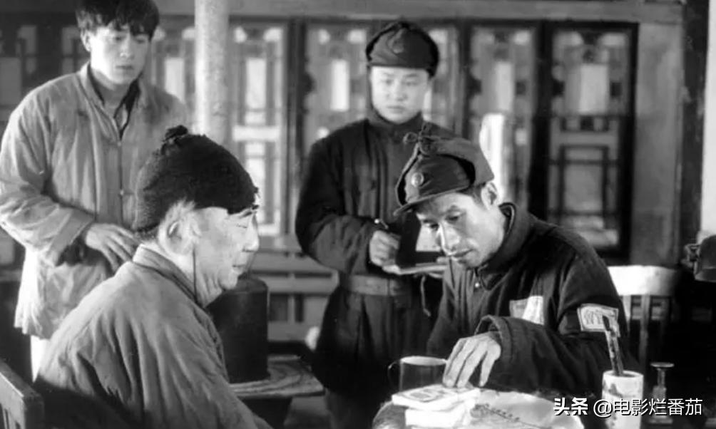 风筝和潜伏伪装者哪个好看,伪装者和风筝哪部好看