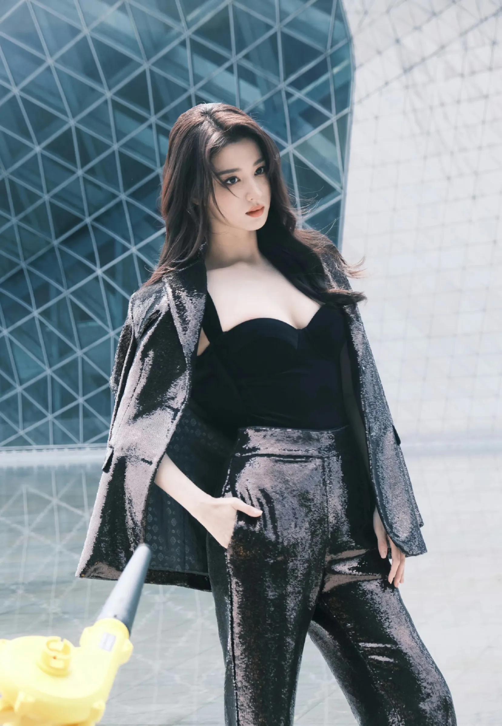 被称为小刘亦菲的新晋九五花王楚然究竟有多美