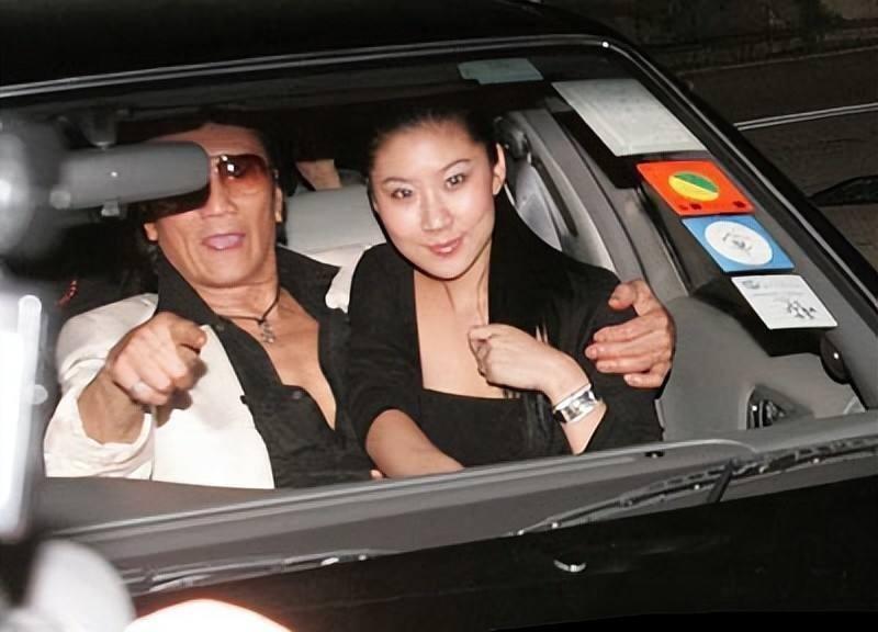 谢贤和coco相差几岁,coco跟谢贤怎么分了