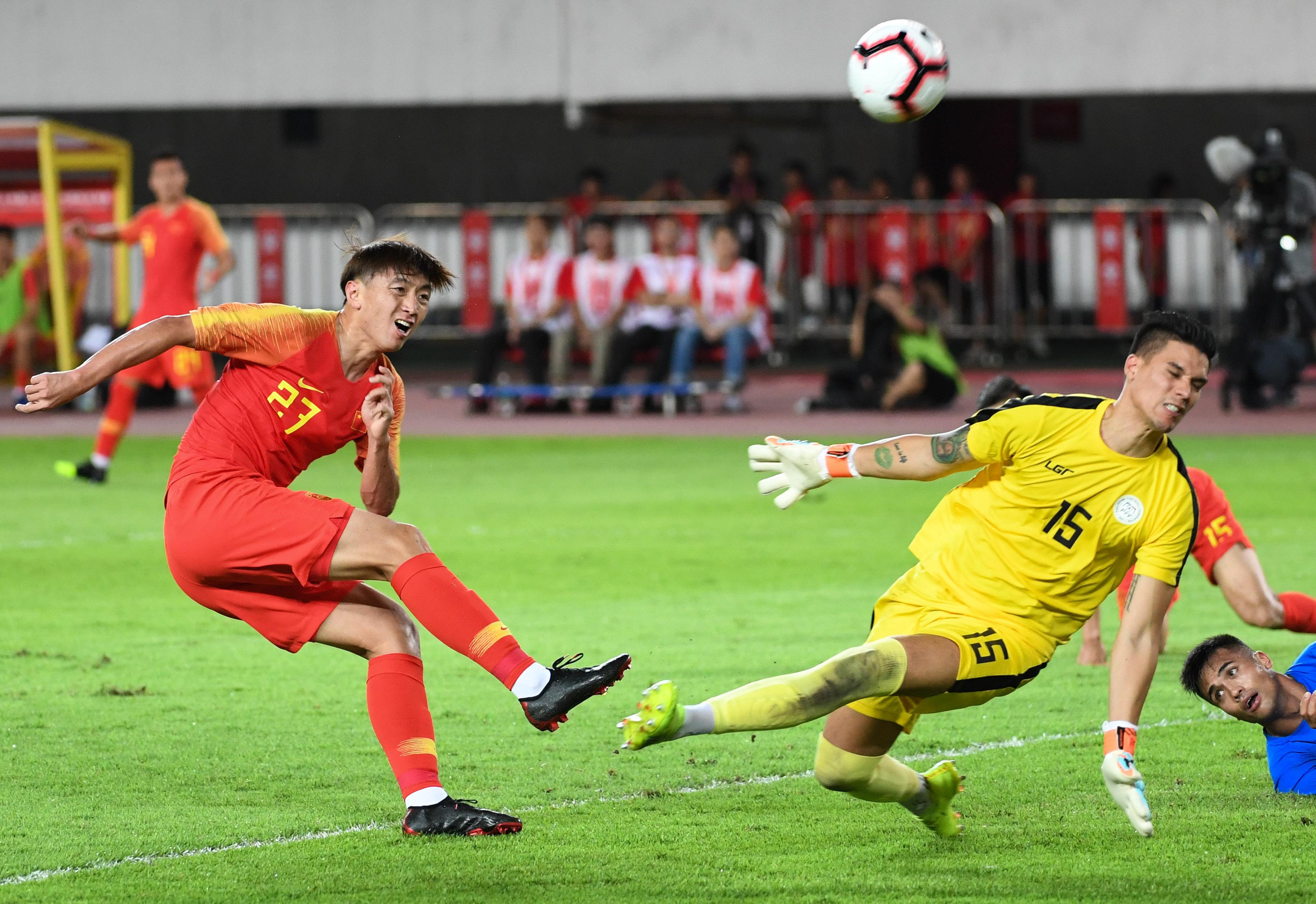 中国足球没钱踢不了,中国足球没钱就踢不了原视频