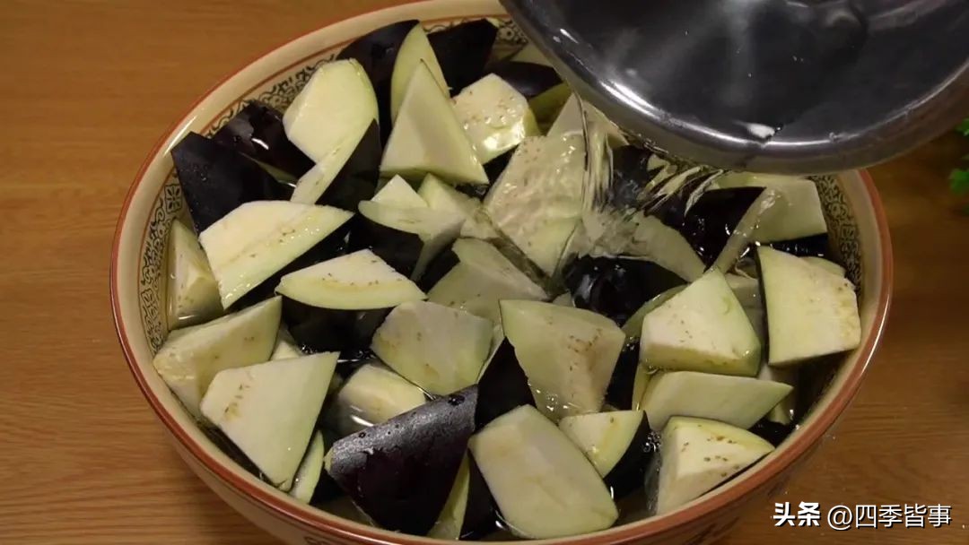 老人立冬必吃三种水果,中医立冬之后吃六种食物补阳