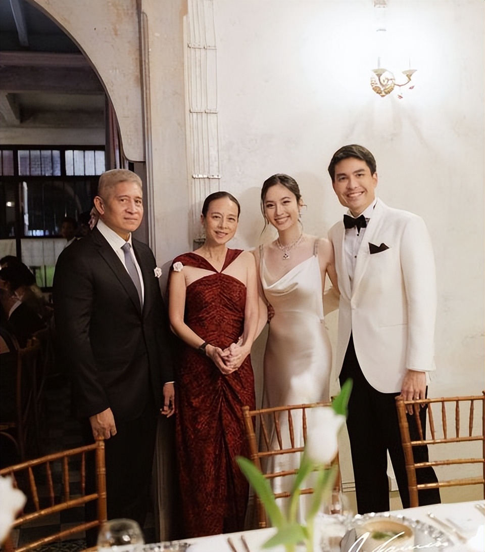 泰国华裔富婆,泰国变性女神中国富豪