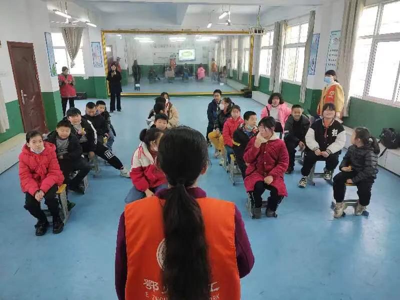 留守儿童心理健康关怀活动,向阳携行共创未来征文活动怎么写