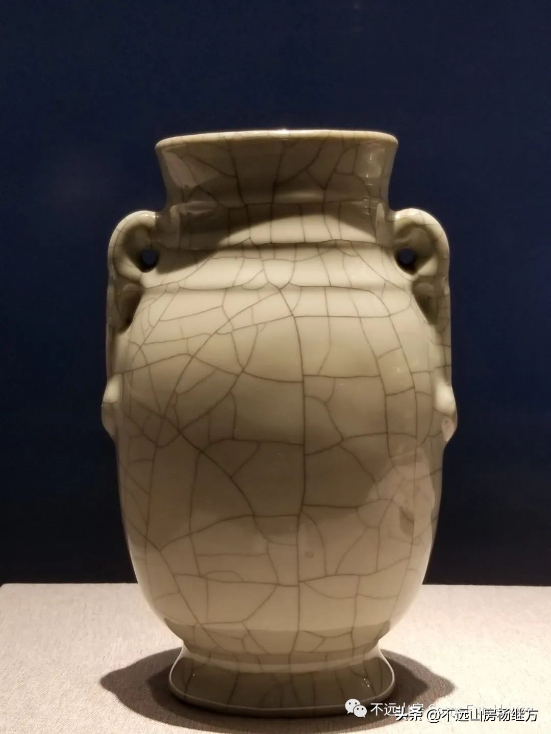 雍正黄色釉瓷器图,清代雍正朝粉青釉瓷器鉴赏