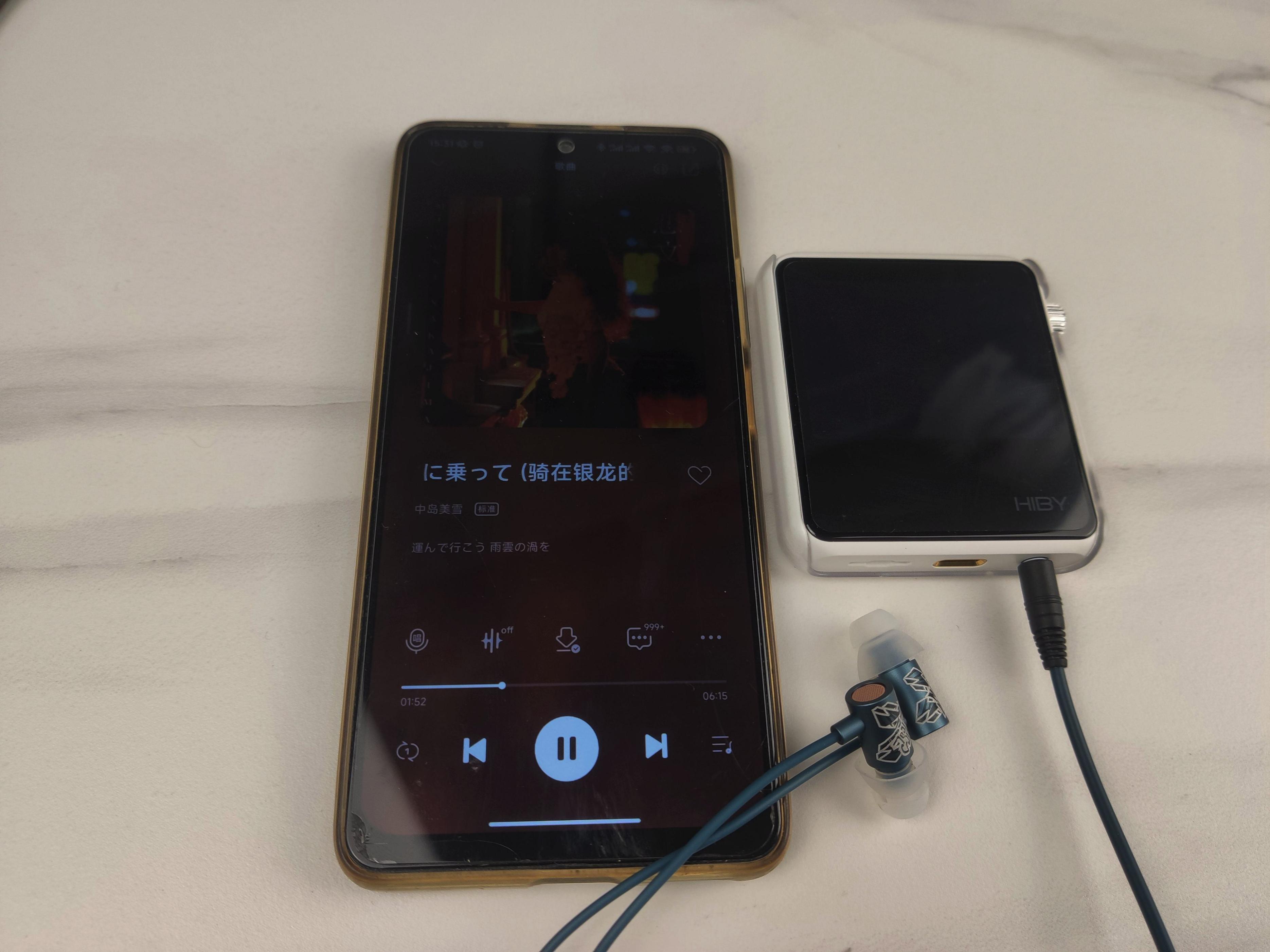 不管工作娱乐还是运动，这款*放播**器都能HOLD住