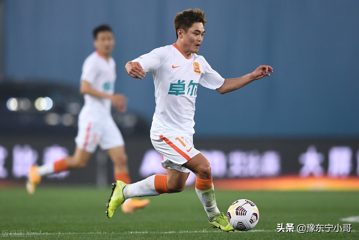 河南对申花黄紫昌,河南黄紫昌