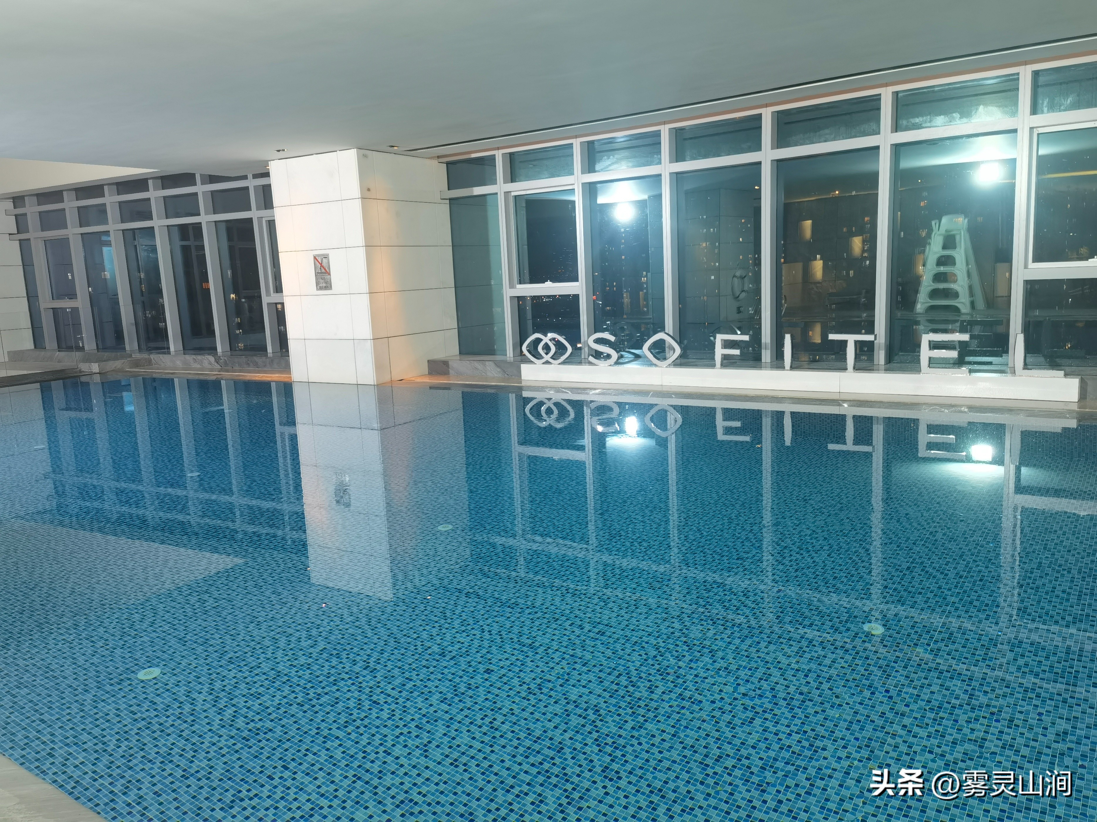 佛山罗浮宫索菲特酒店夜景,佛山罗浮宫索菲特酒店的布局亮点