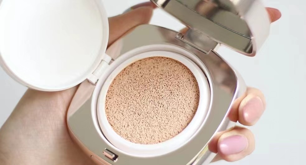 干皮大牌气垫适合兰蔻还是nars,气垫遮瑕持久不脱妆大牌正品中样