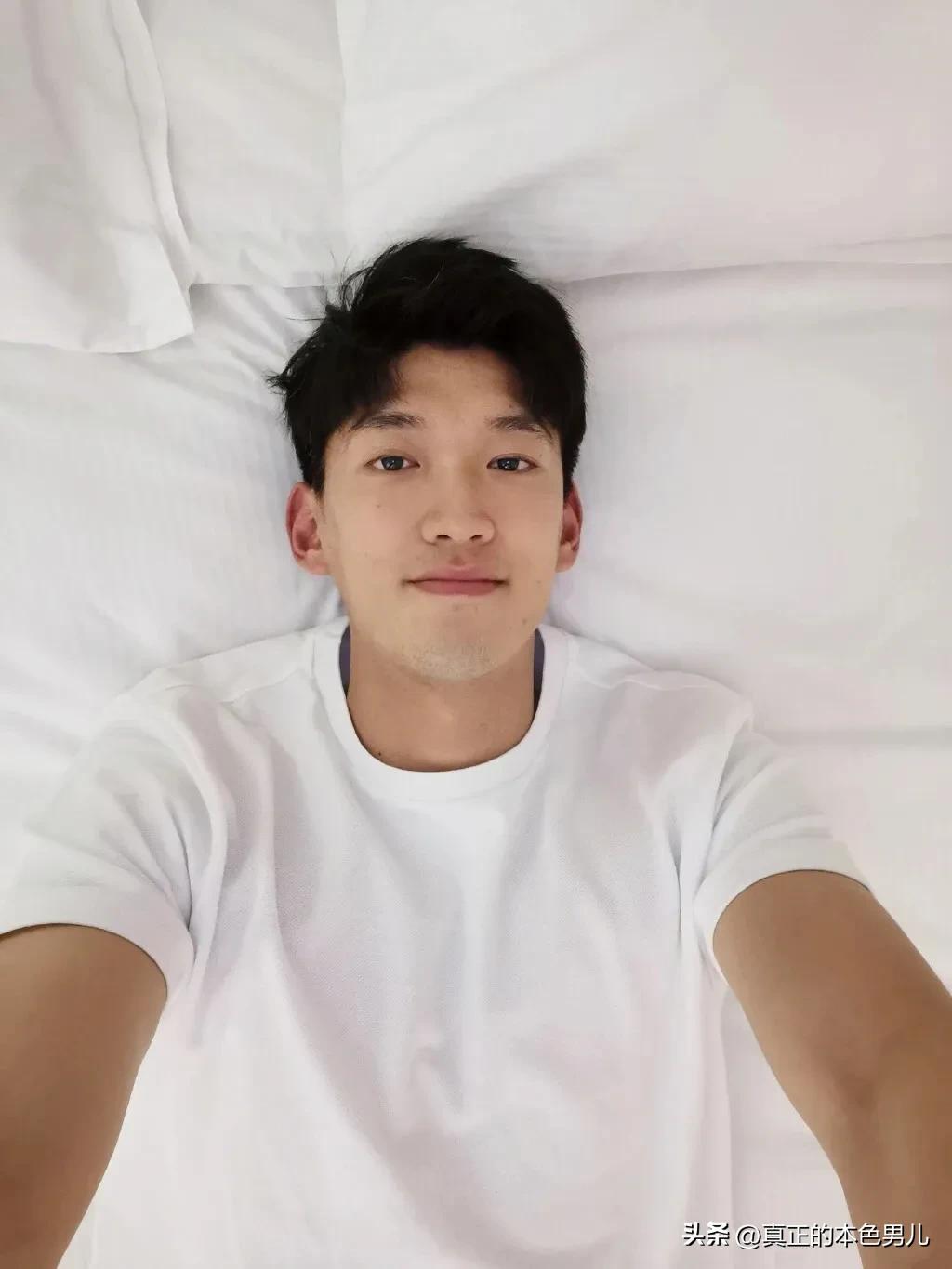 192厘米腹肌,183cm体育生腹肌