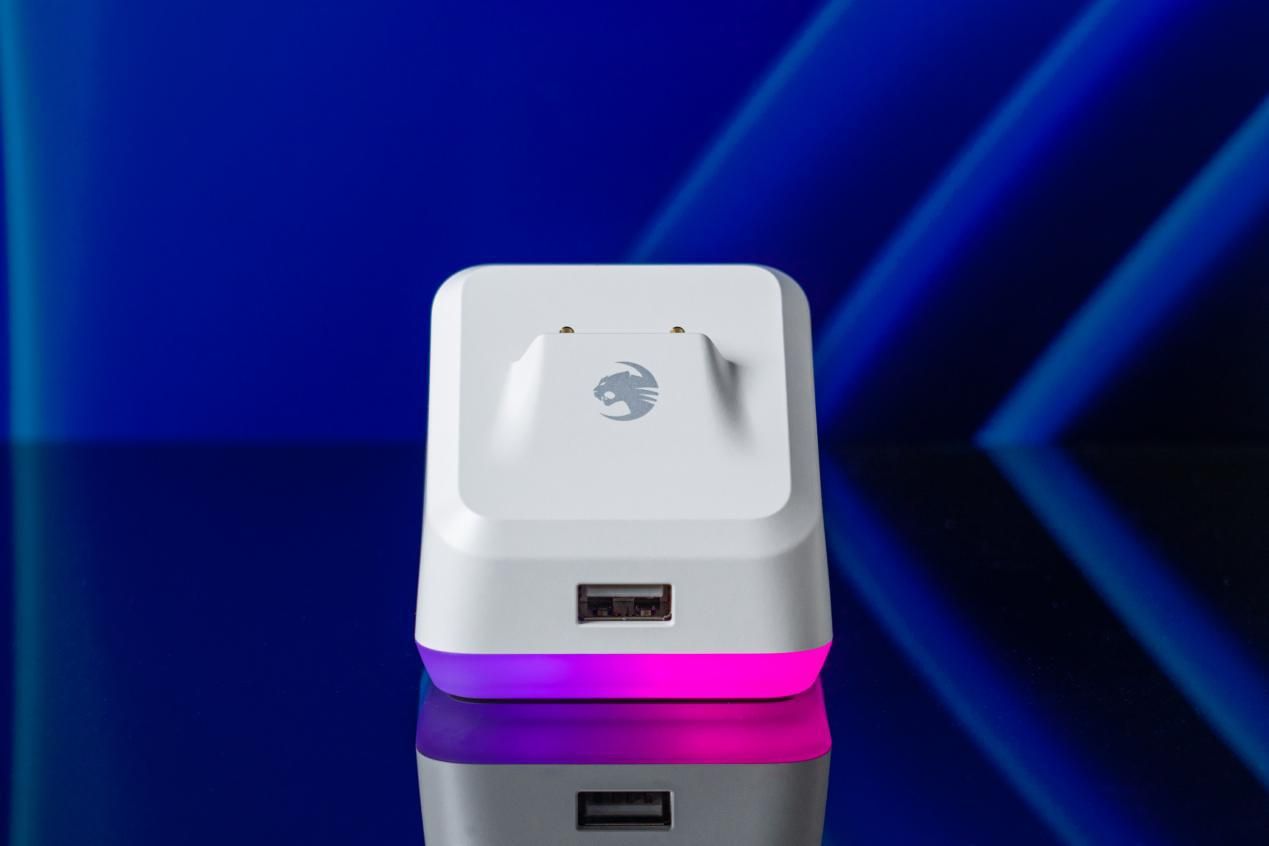 专业操控也可以很RGB冰豹KoneXPAir无线游戏鼠标体验