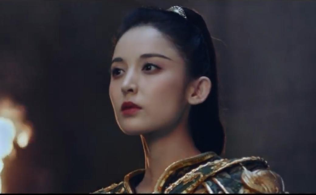 法国队长人生美满！出生于精英家庭，与初恋妻子结婚多年感情稳定