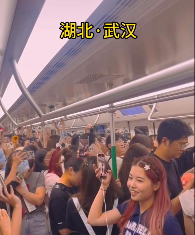 武汉地铁2号线最快速度是多少,武汉地铁快线速度多少