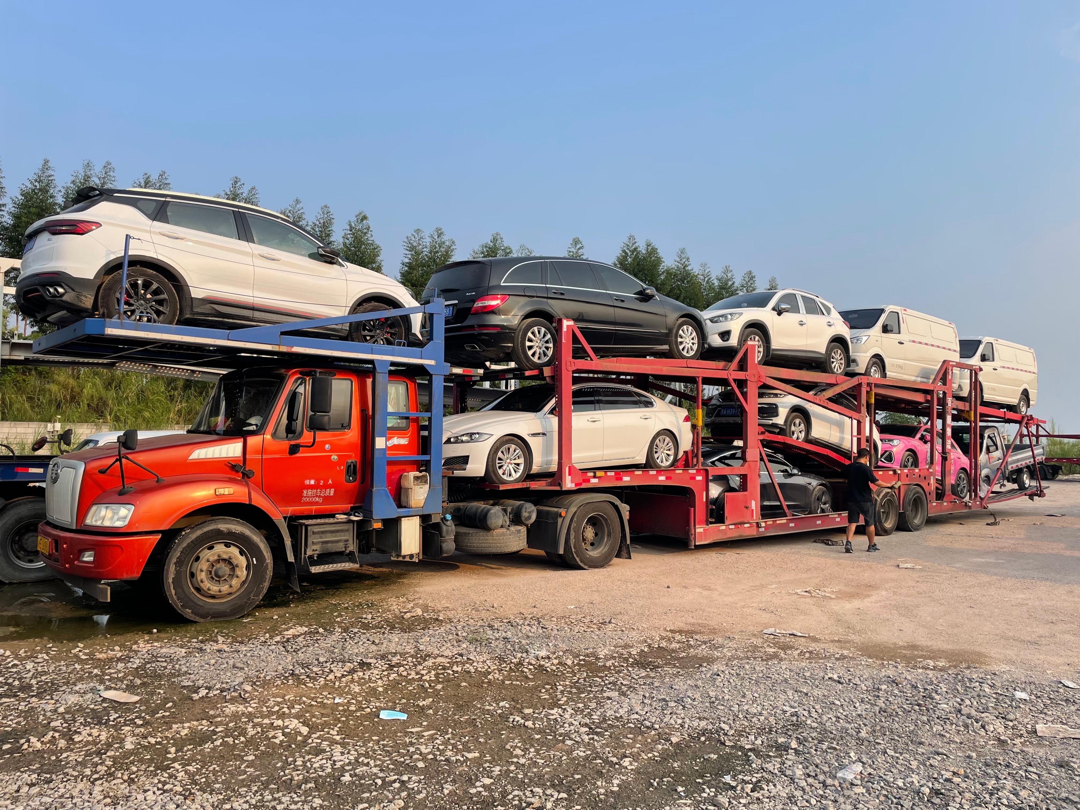 乌海轿车托运在线咨询,乌海汽车拖车电话报价