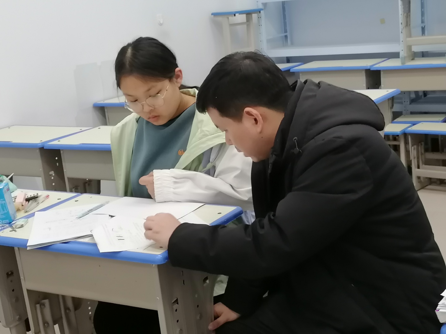 上了高中“力不从心”的学生，早在初中就有预兆，家长注意这几点