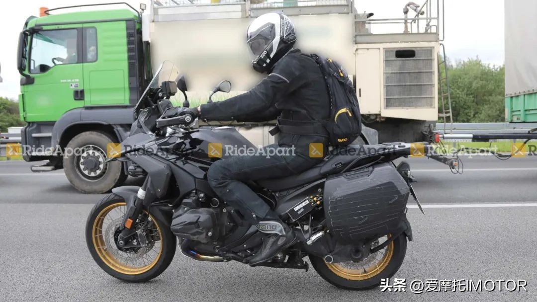 新款宝马k1300gs,宝马r1300gsadv测评