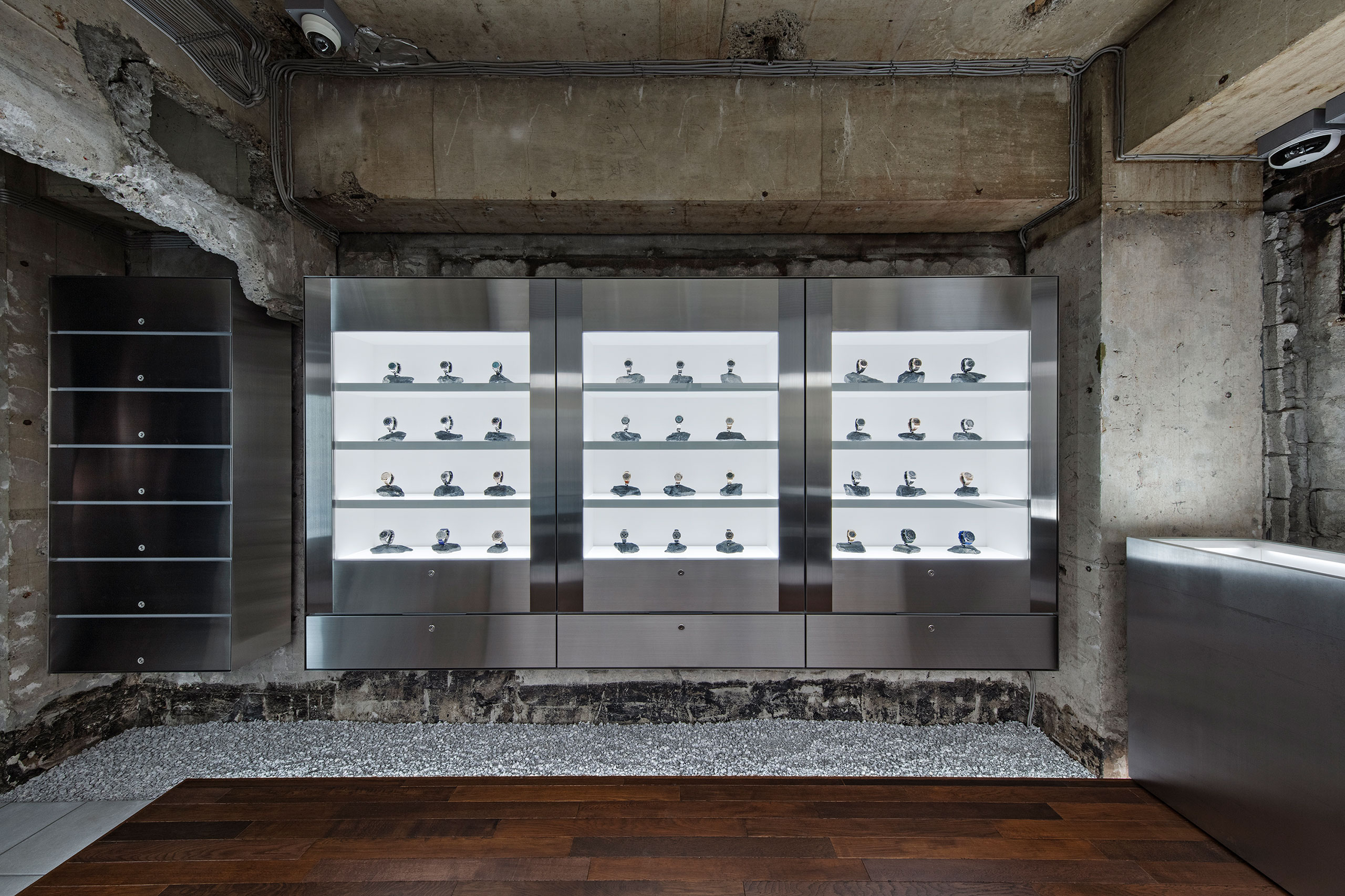 不屈的时间东京高档手表商店