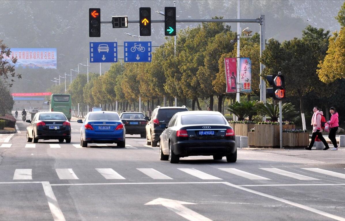 4月1日起，驾照新规实施，考驾照有“5大变化”，有人欢喜有人愁