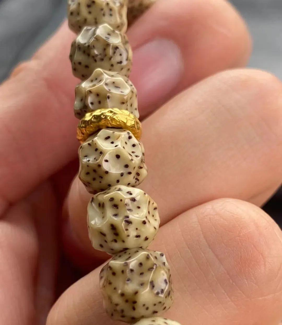 看什么看！“我”就是天下第一文玩，不服来辩！