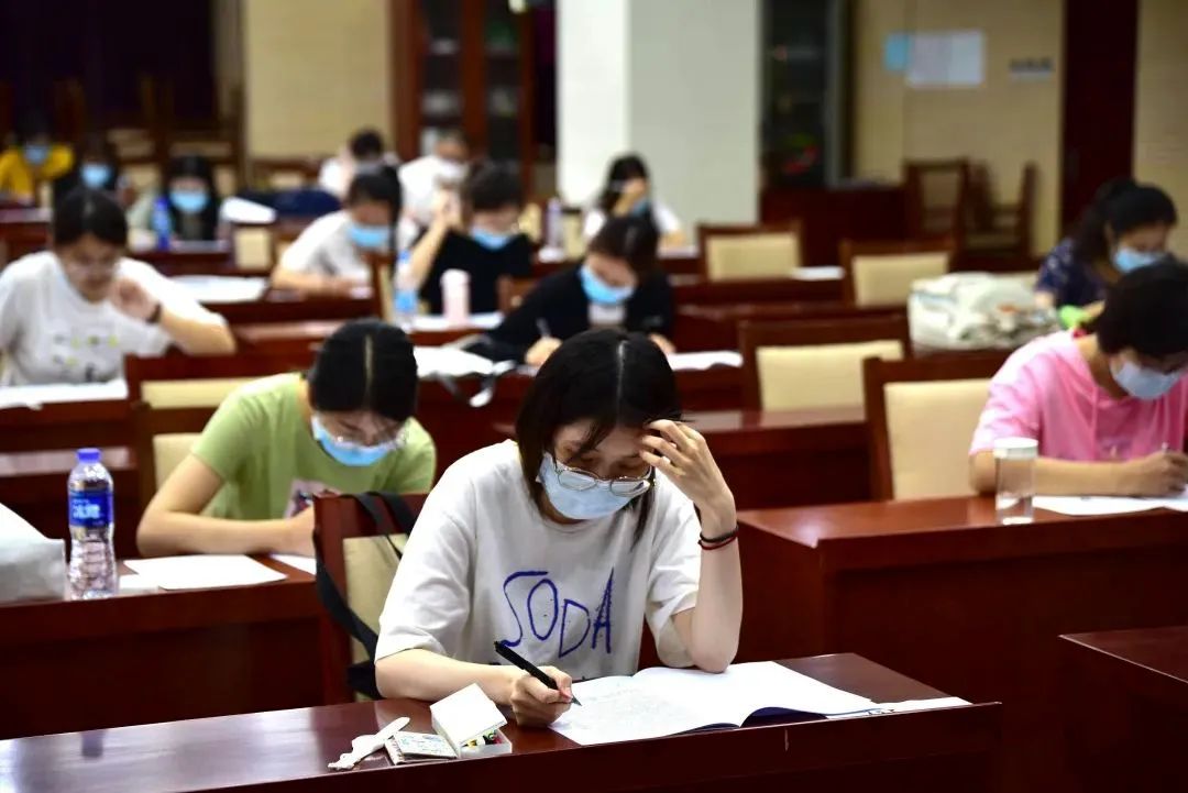 考公协议班收取的费用,考公协议班多少钱