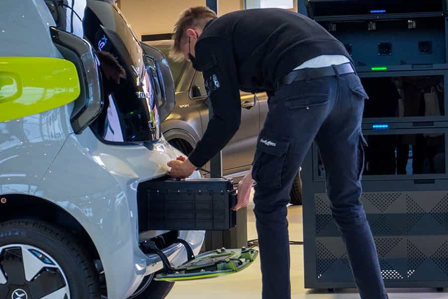 爷爷年轻时热爱的时尚汽车又回来了！它现在叫XEVYOYO