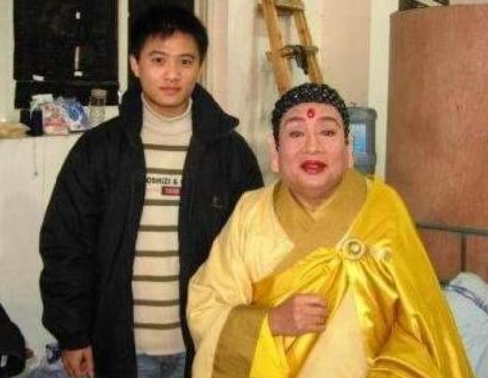 86版本西游记如来扮演者,演西游记如来佛祖的朱龙广简历