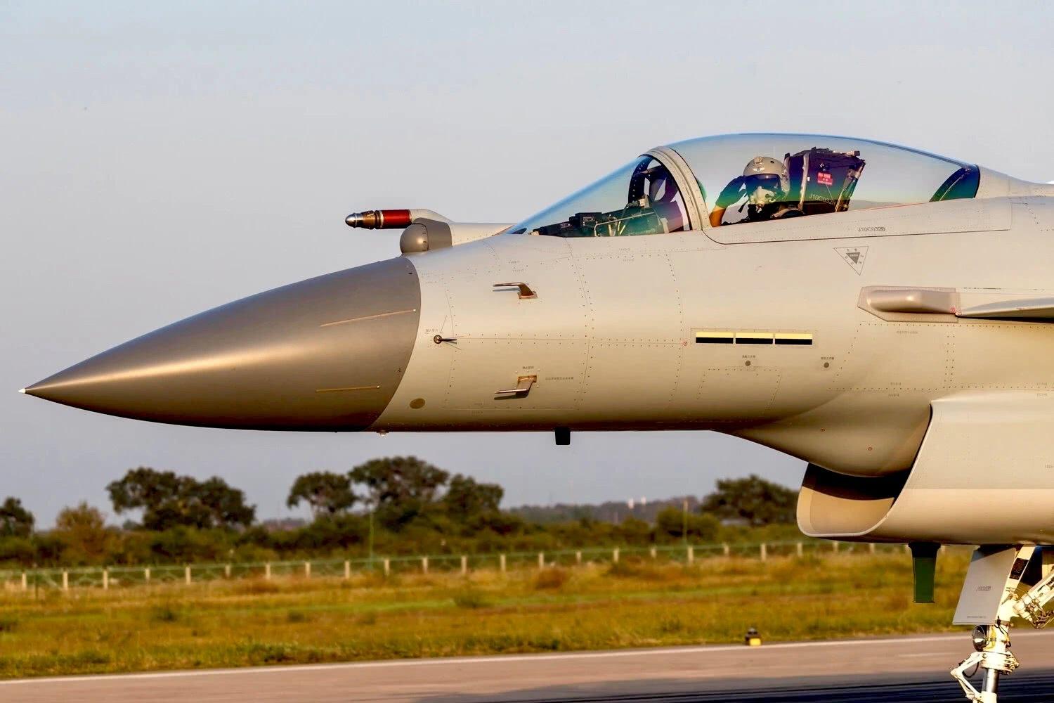 巴基斯坦歼10c战机vs土耳其f16,美国f16战斗机和歼10c