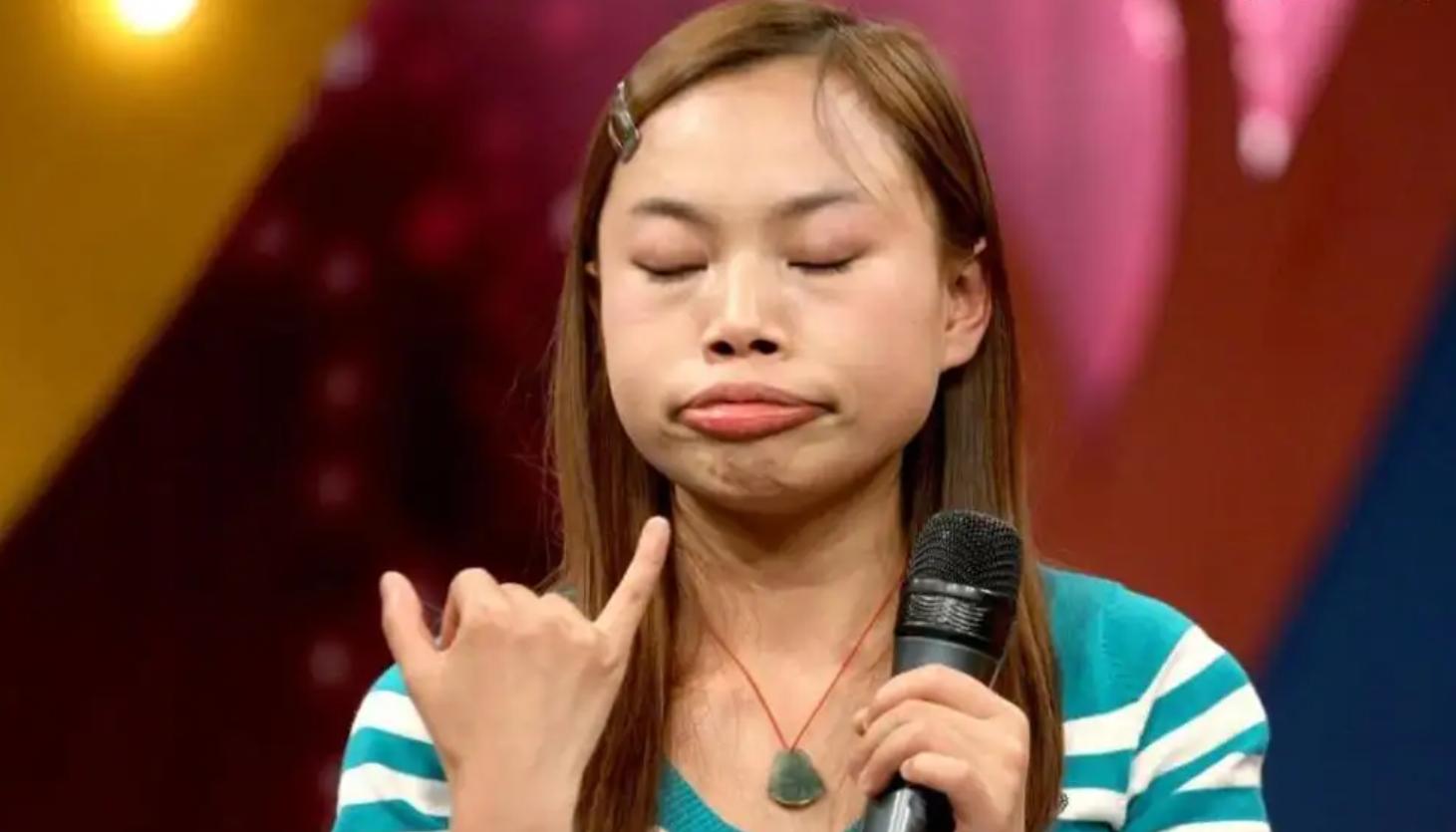 凤姐如今在美国怎么样了,凤姐去美国之后的照片