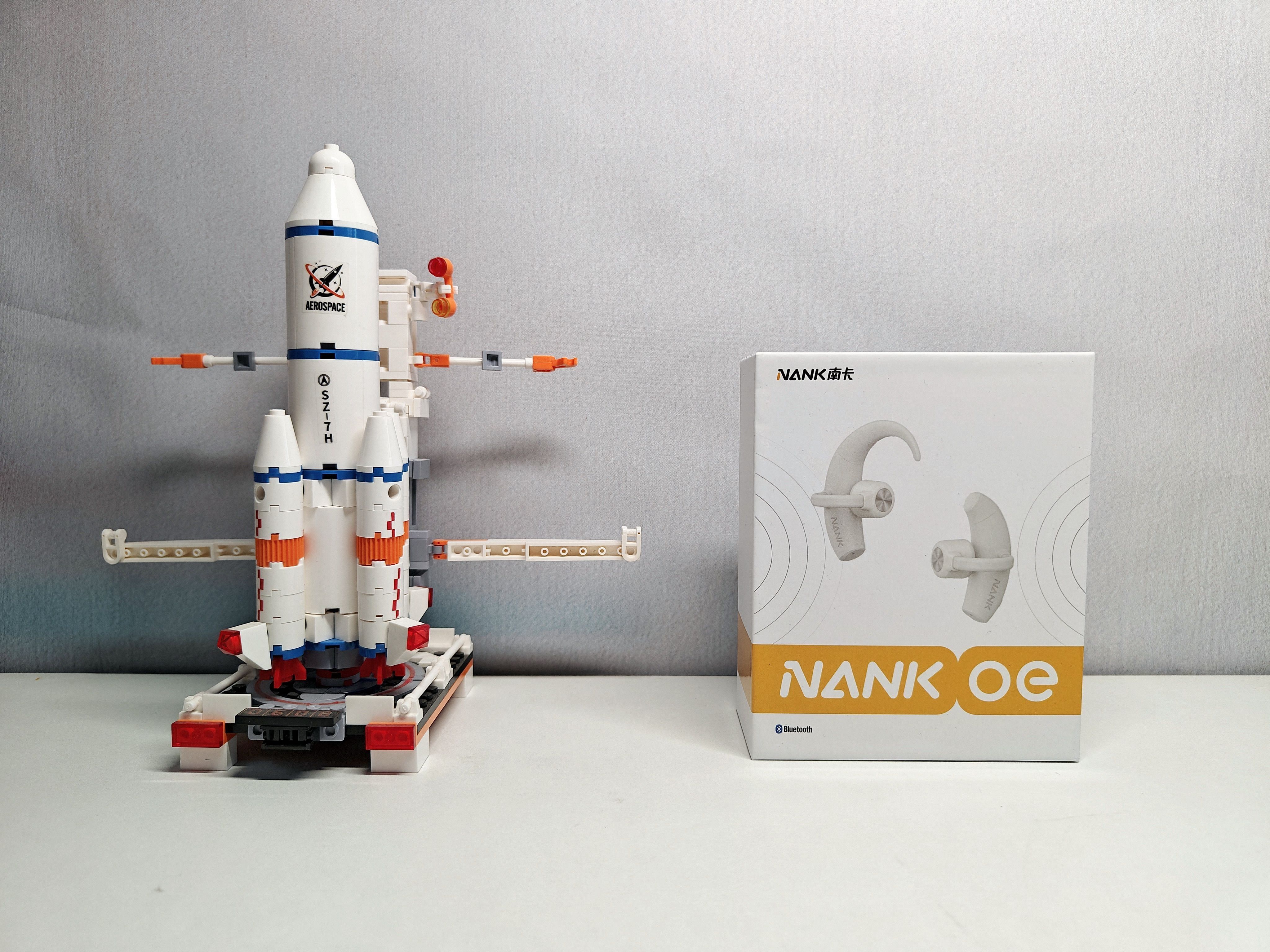 新蓝牙耳机骨传导,南卡oemix是骨传导耳机吗