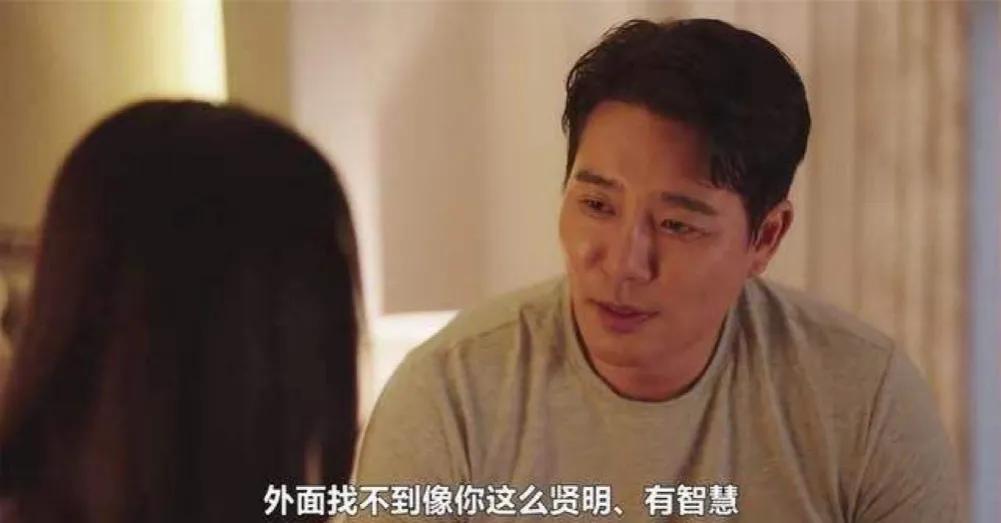 直播间卖的翡翠玉石低价的猫腻,直播间现场售卖翡翠的骗局