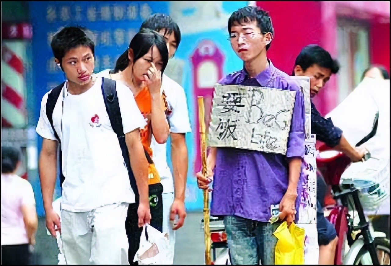 90后女孩跟乞丐私奔,90后女孩和乞丐私奔