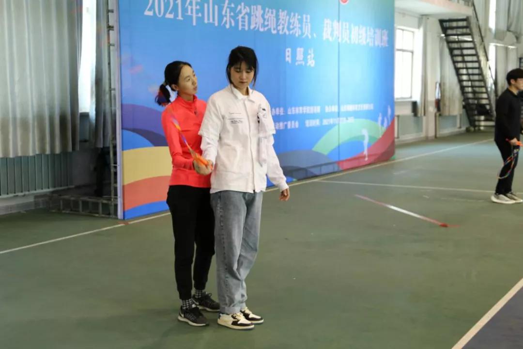 推动跳绳发展，我们领证了