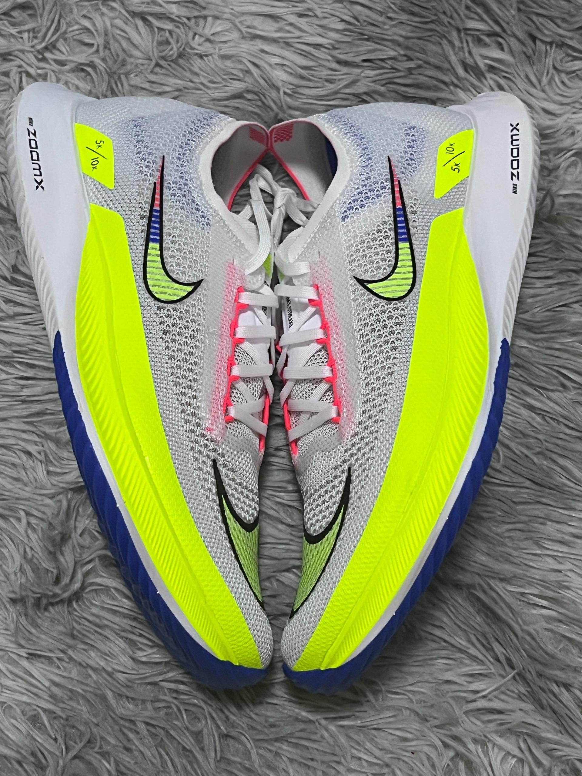 钩子最轻训练跑鞋，这波值得吗？