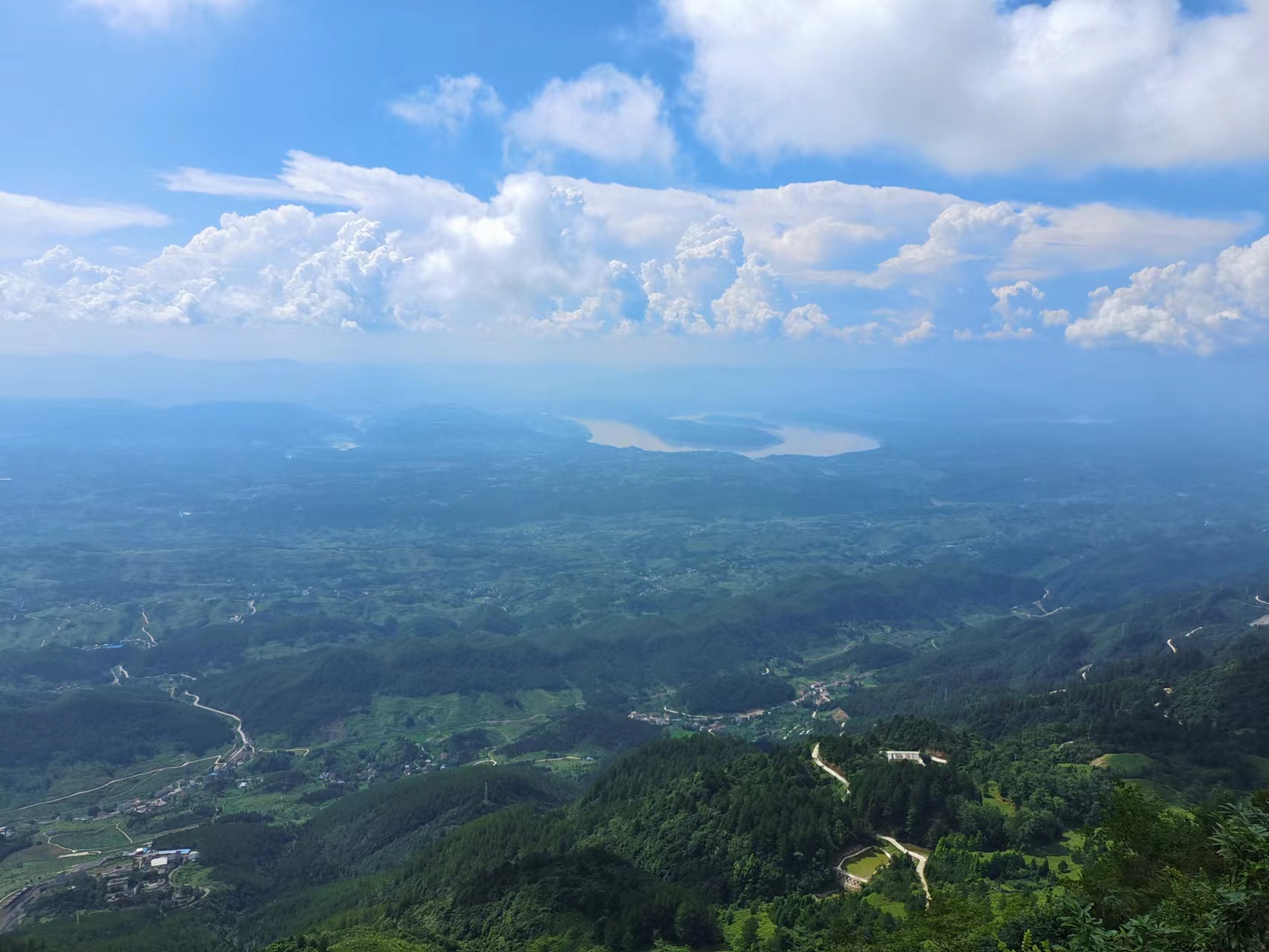 重庆石柱黄水避暑胜地,重庆旅游凉快的地方石柱黄水景区