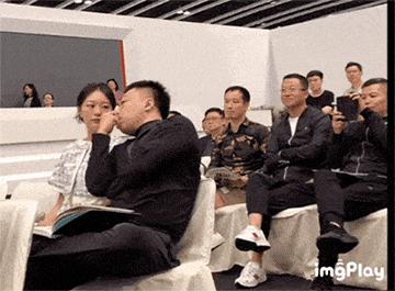 网红晚晚：炫富频翻车，豪门贵妇变寒门贵妇成群嘲，老公也不省心