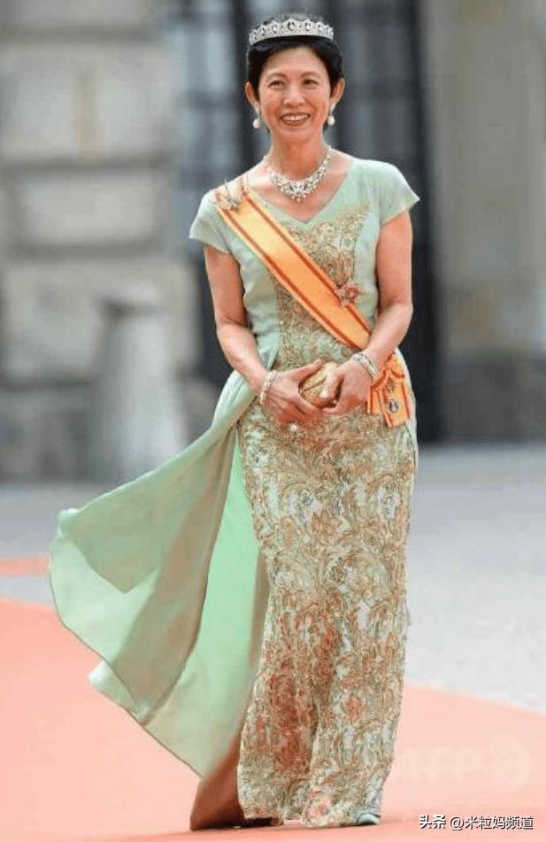 闪婚后她成了百亿豪门太太,闪婚的她竟成了总裁夫人