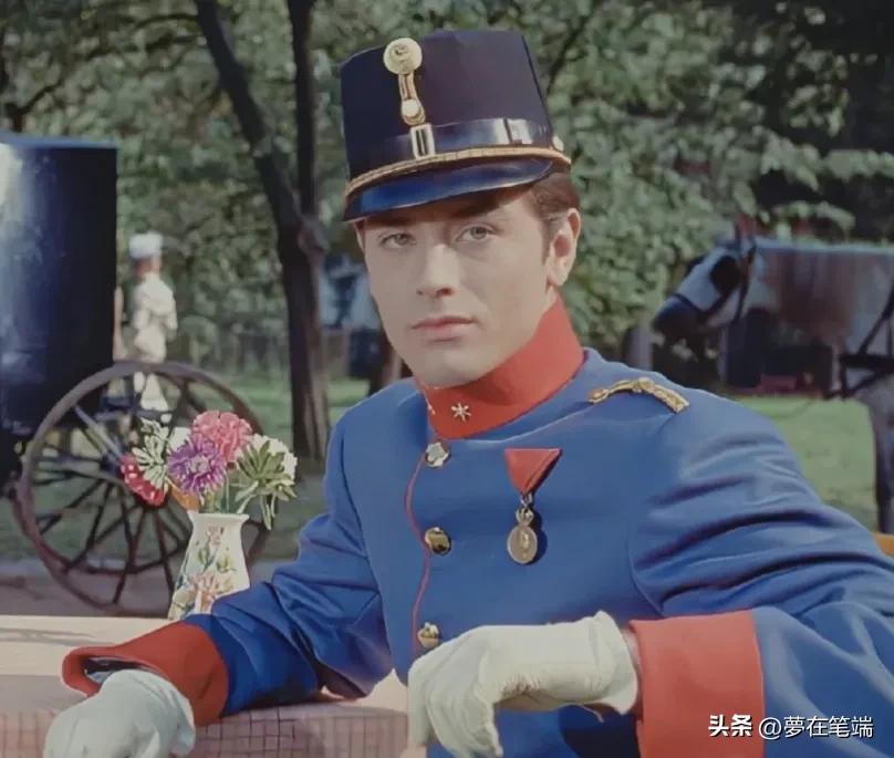 阿兰德龙和莫妮卡贝鲁奇广告,阿兰德龙和莫妮卡贝鲁奇什么关系