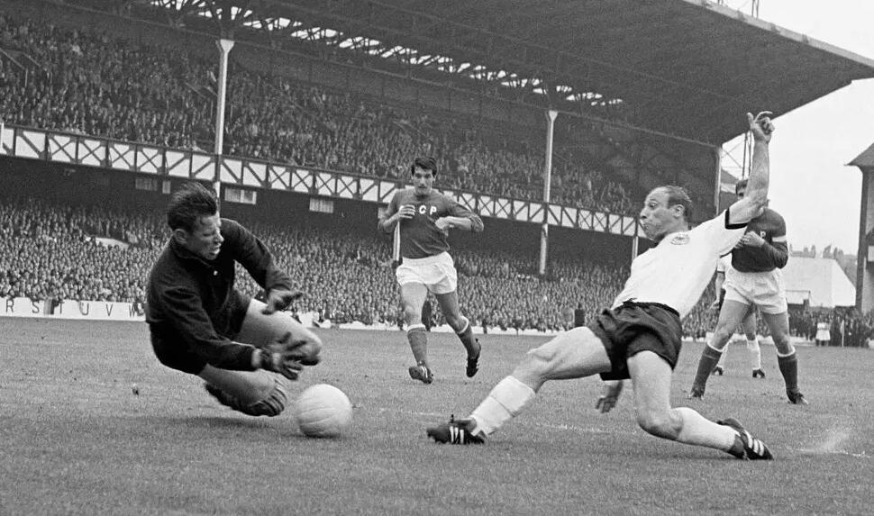 足坛未获得过金球奖的七大巨星,足坛十大球星没有参加过世界杯