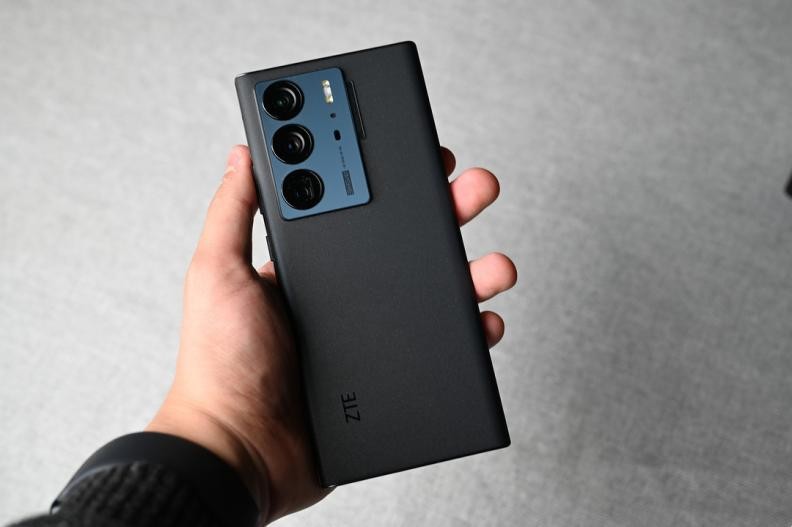 中兴不做手机会怎么样,中兴不做全面屏好了吗