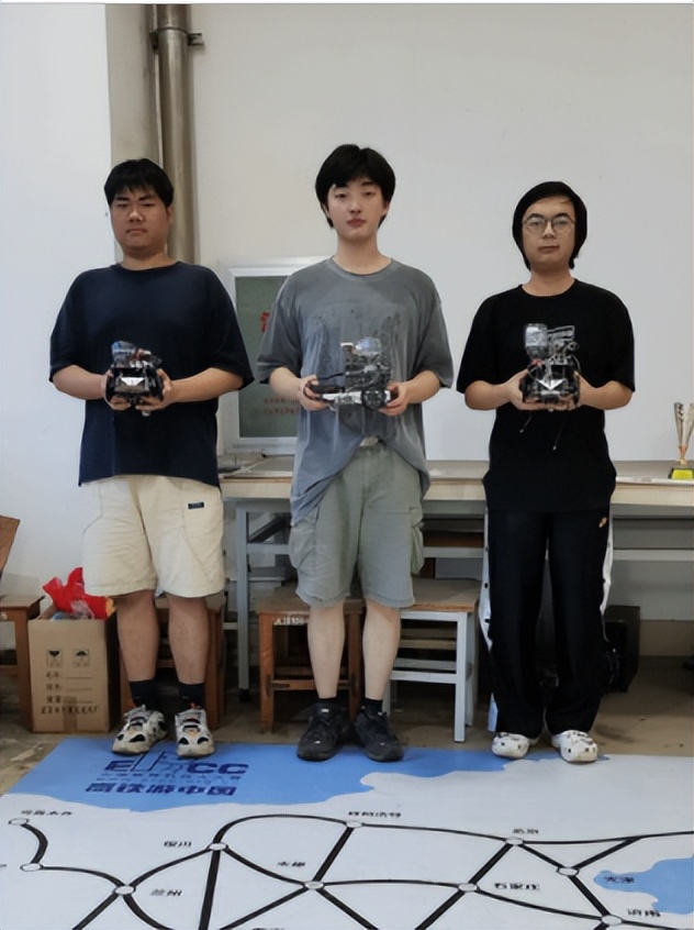 为什么华夏理工学院学费这么贵,为什么选择帝国理工