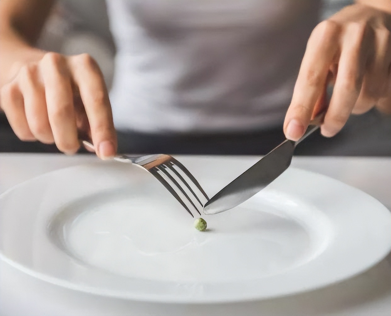 男性160-172标准体重对照表,成年男性体重身高标准对照表