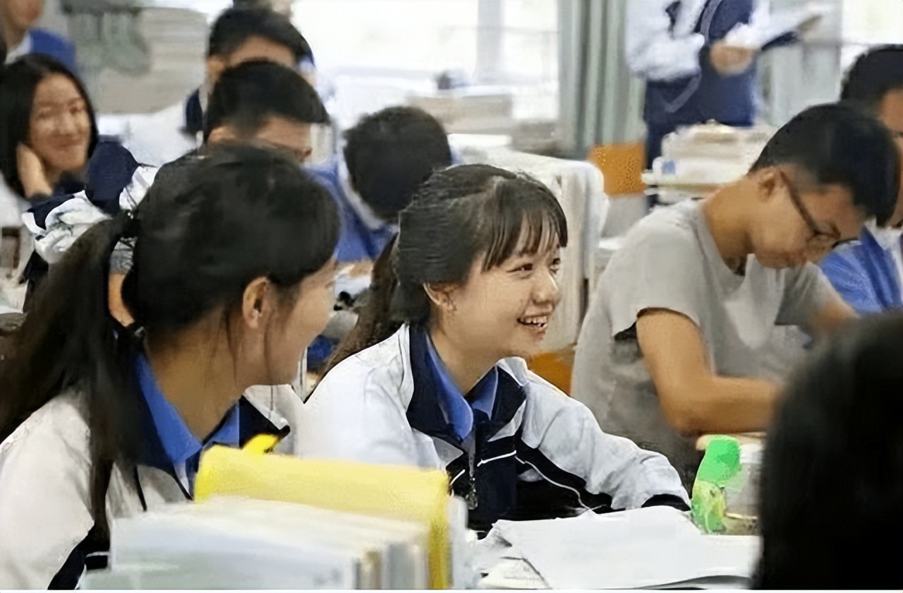 高考状元家境贫困视频,高考状元家庭难出贵子