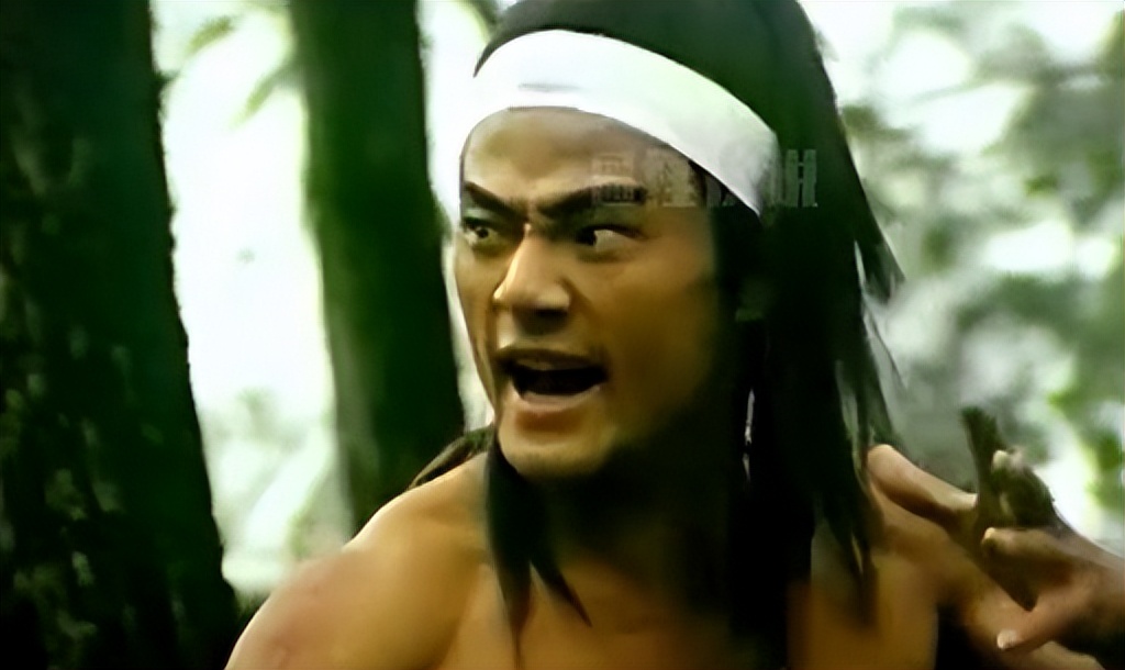 武侠剧连载17：三兄弟为*仇报**，加入梁山好汉劫富济贫、惩奸除恶