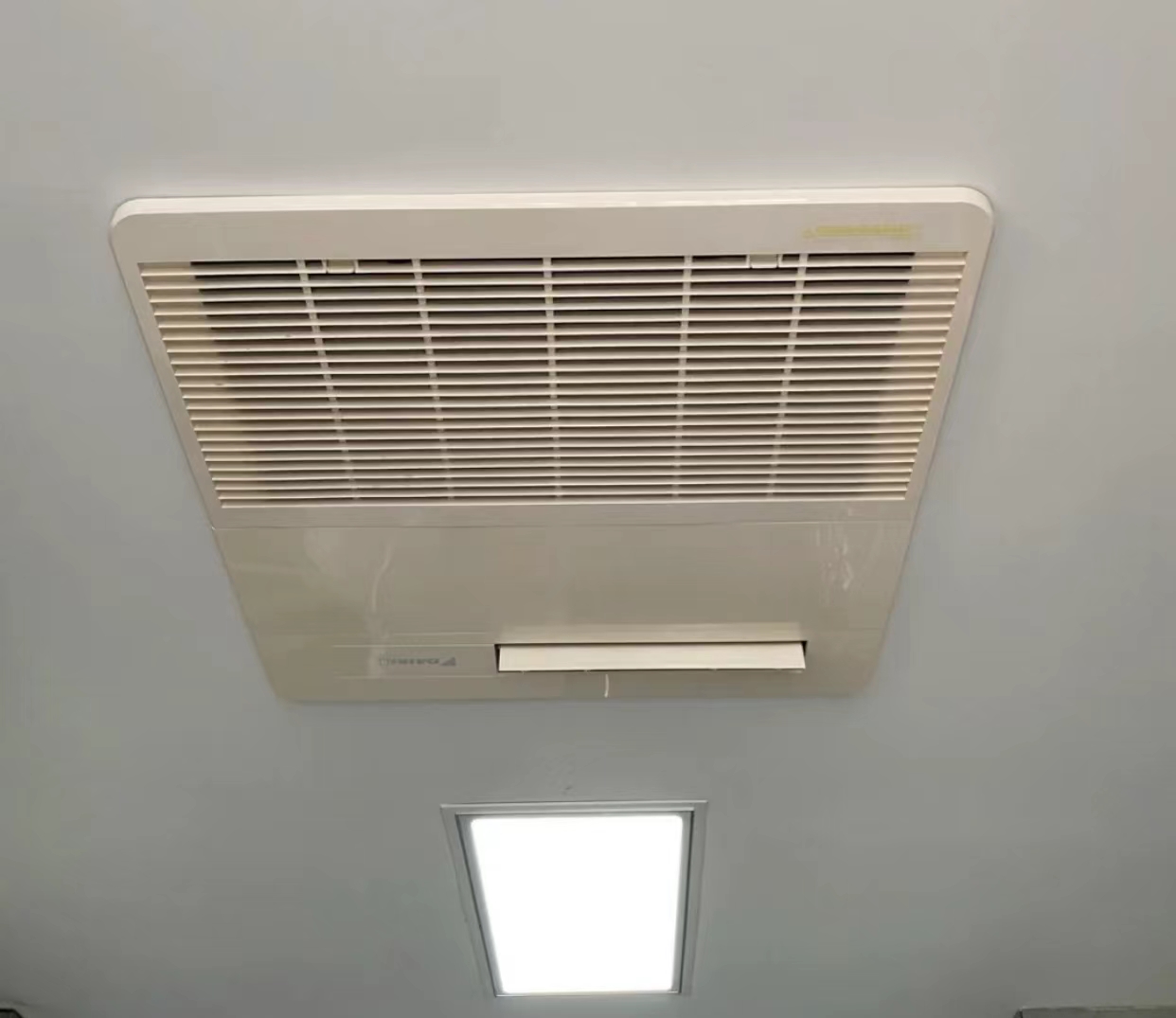 模仿长辈吐槽装修,女子模仿长辈吐槽新房